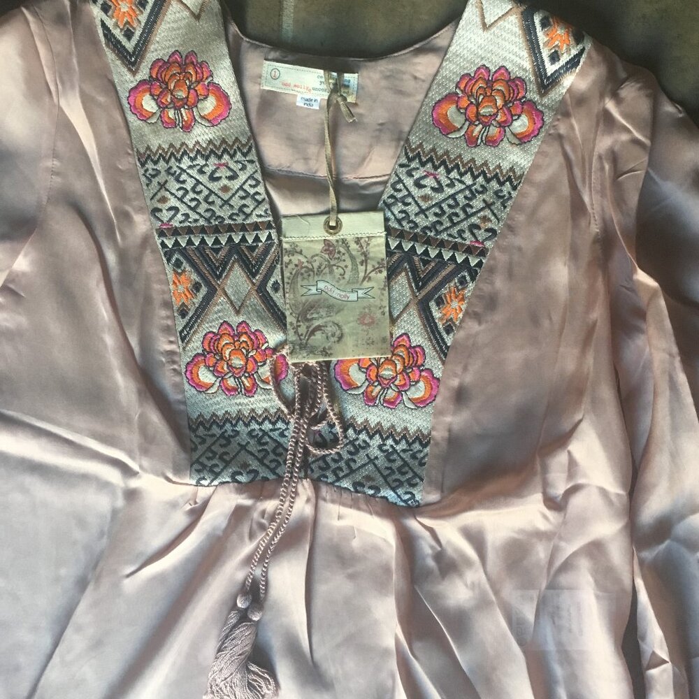 New Odd Molly Powder 100% Silk Blouse Size1 (Small) & Size 4 (X-Large) - Picture 7 of 11